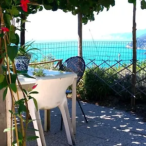 https://le-paradis.hotelitalianriviera.com